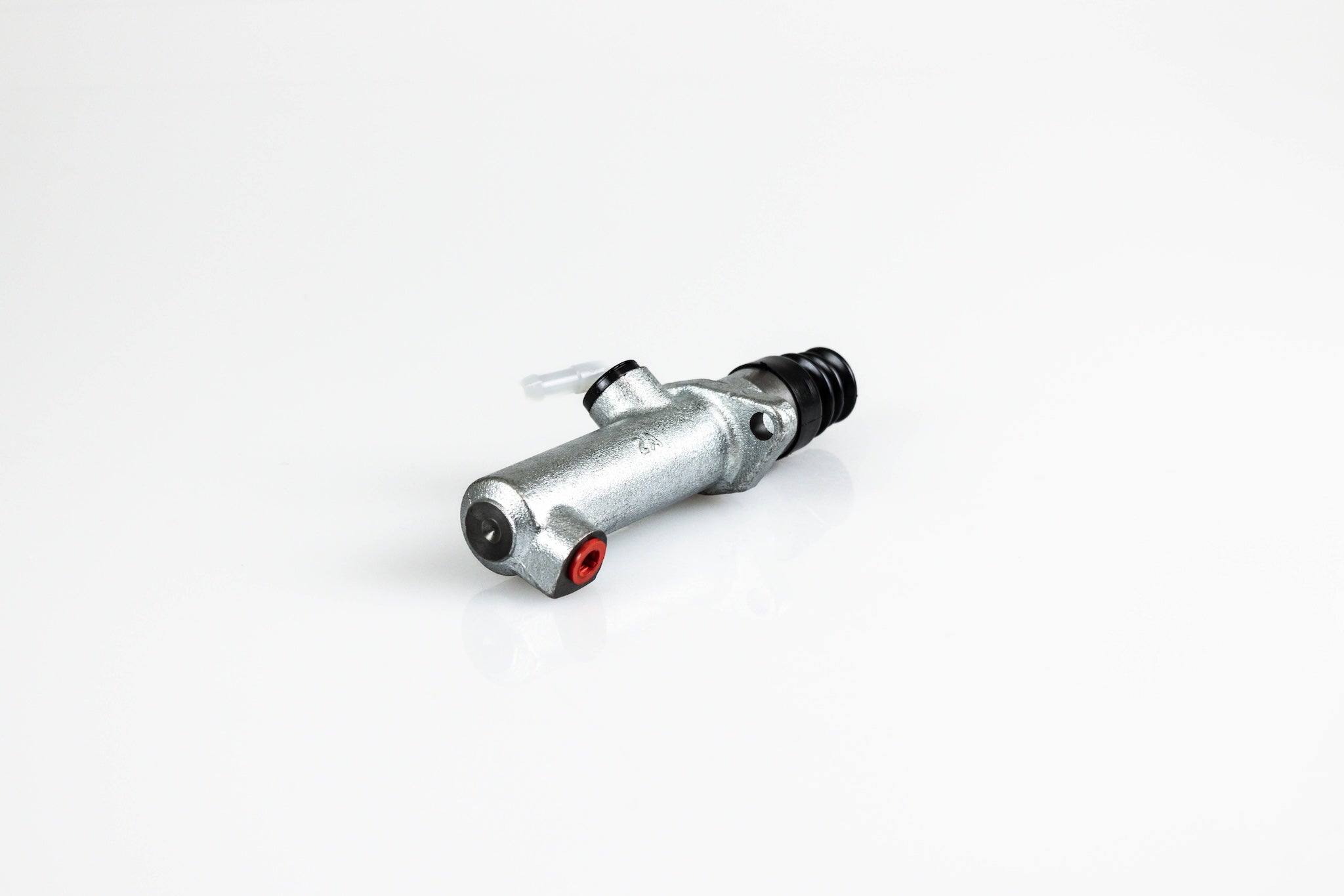Clutch master cylinder - 16V