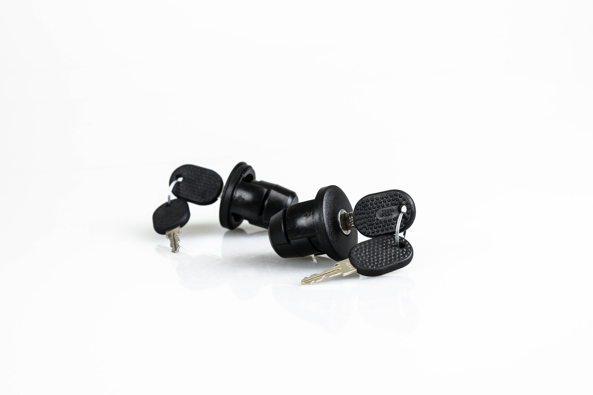Fuel cap lock - Evo