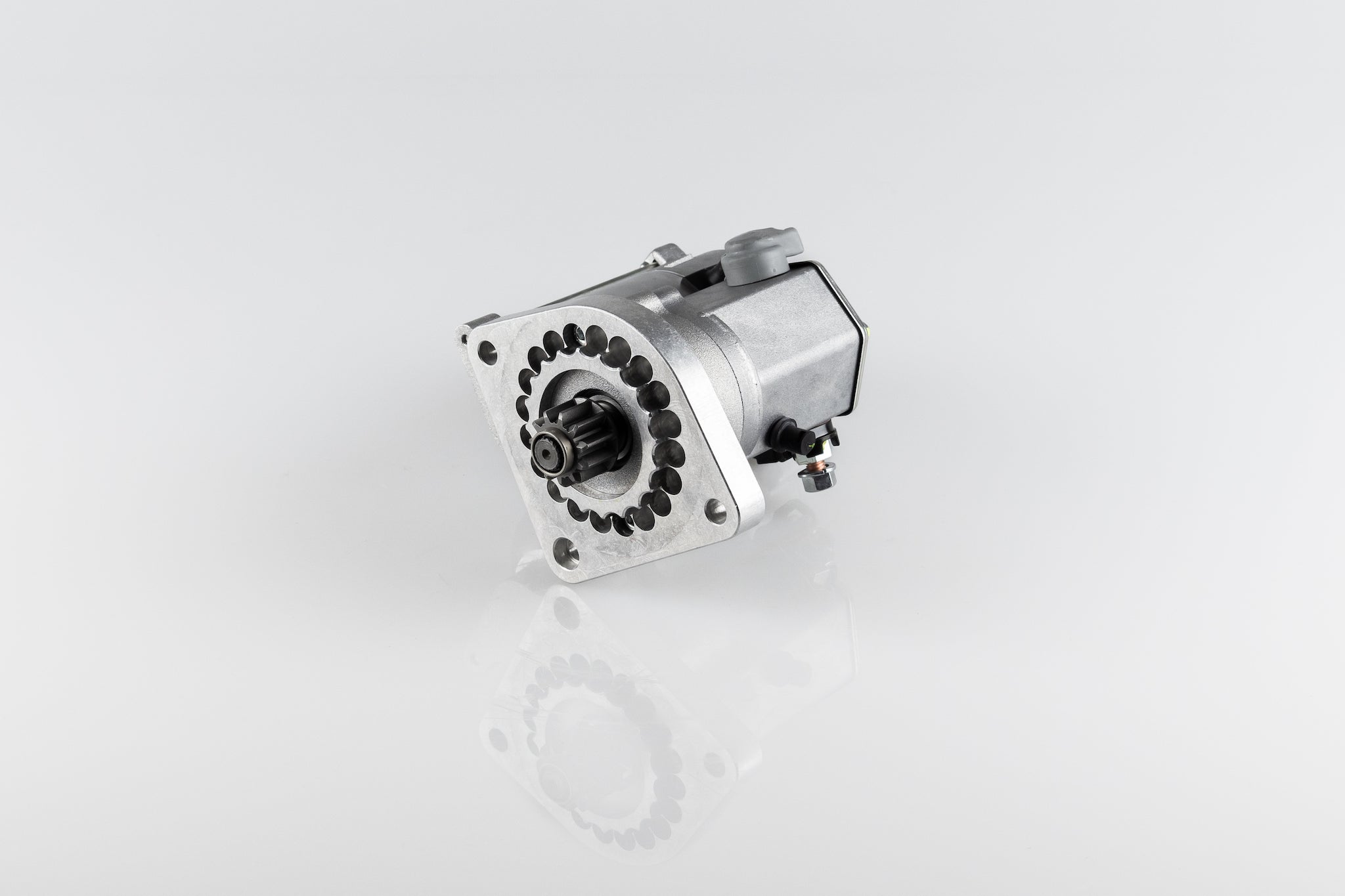 Reduction starter engine