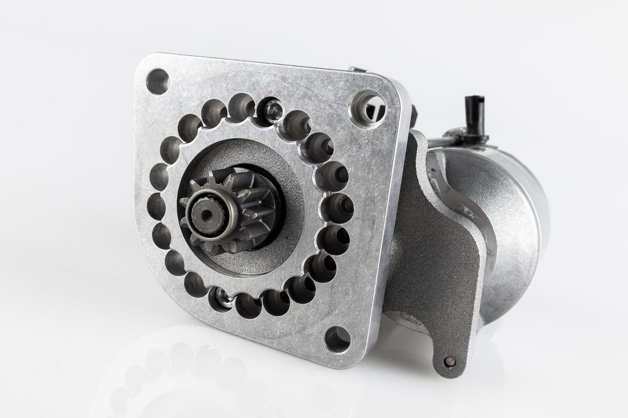 Reduction starter engine